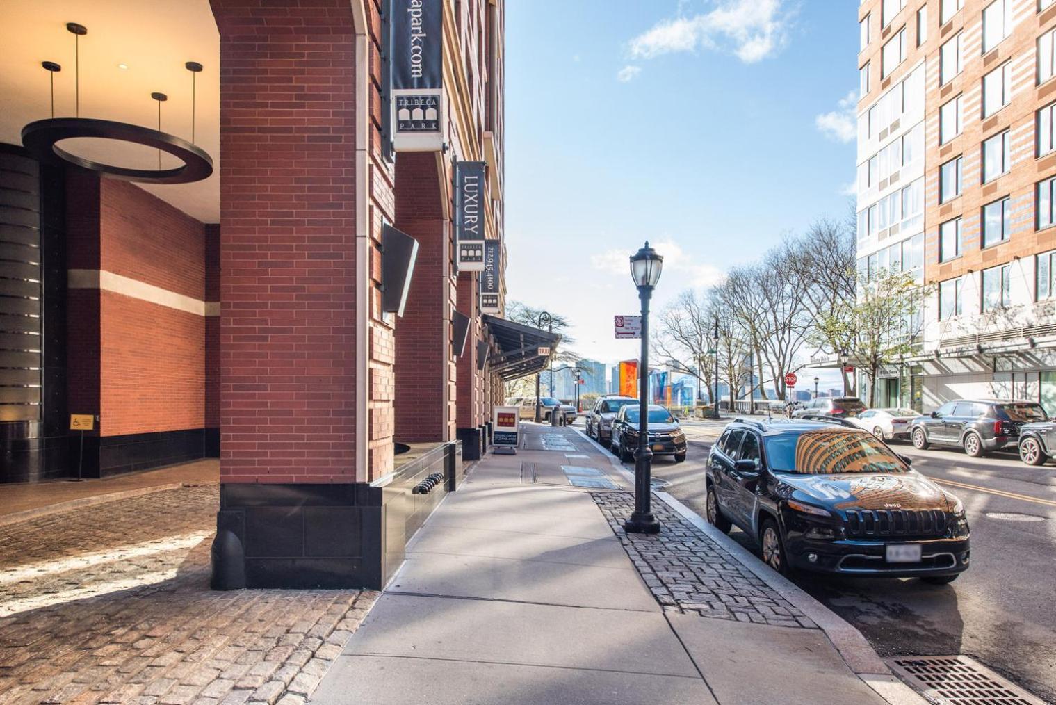 Tribeca 2br Views Indoor Pool Gym Nyc-172 Apartment