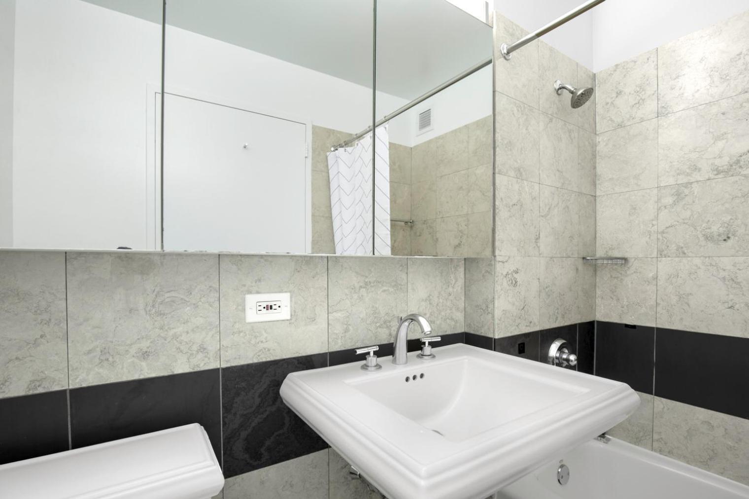 Apartment Tribeca 2br Views Indoor Pool Gym Nyc-172 New York